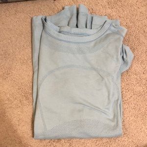 Lulu lemon blue swiftly shirt